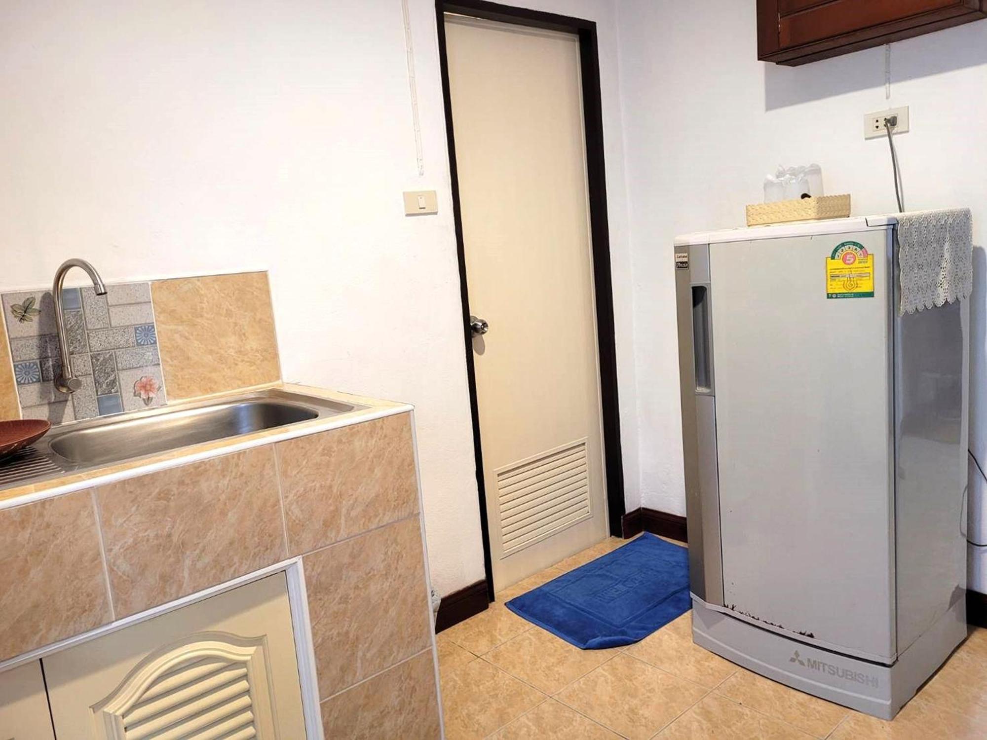 Rabbit Mansion Patong Hotel Екстер'єр фото