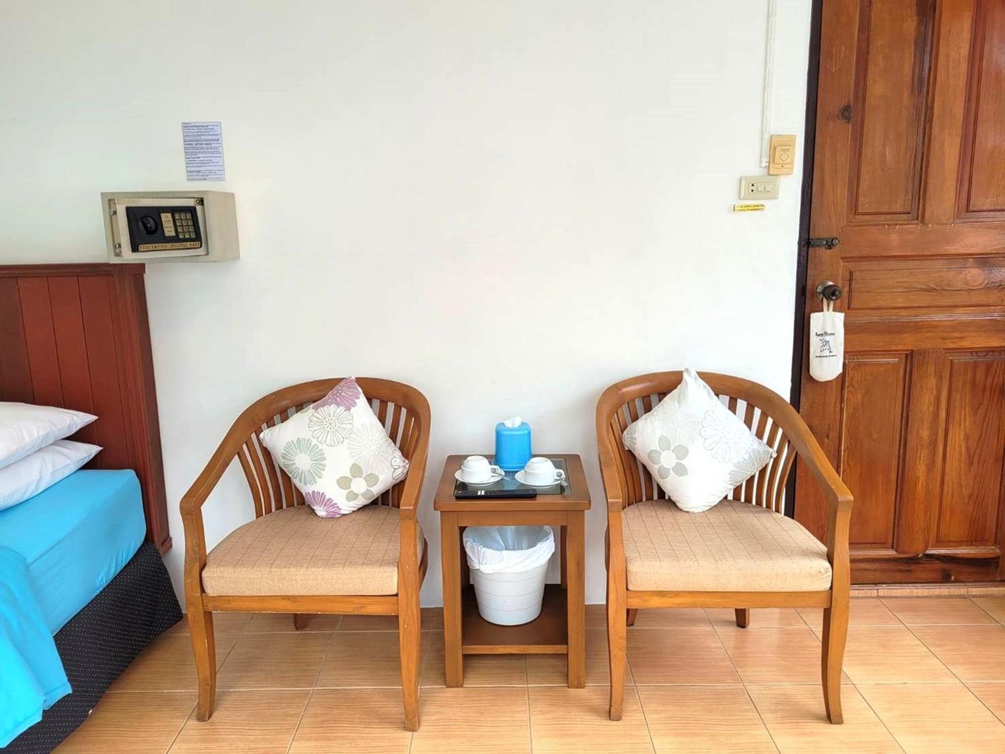 Rabbit Mansion Patong Hotel Екстер'єр фото