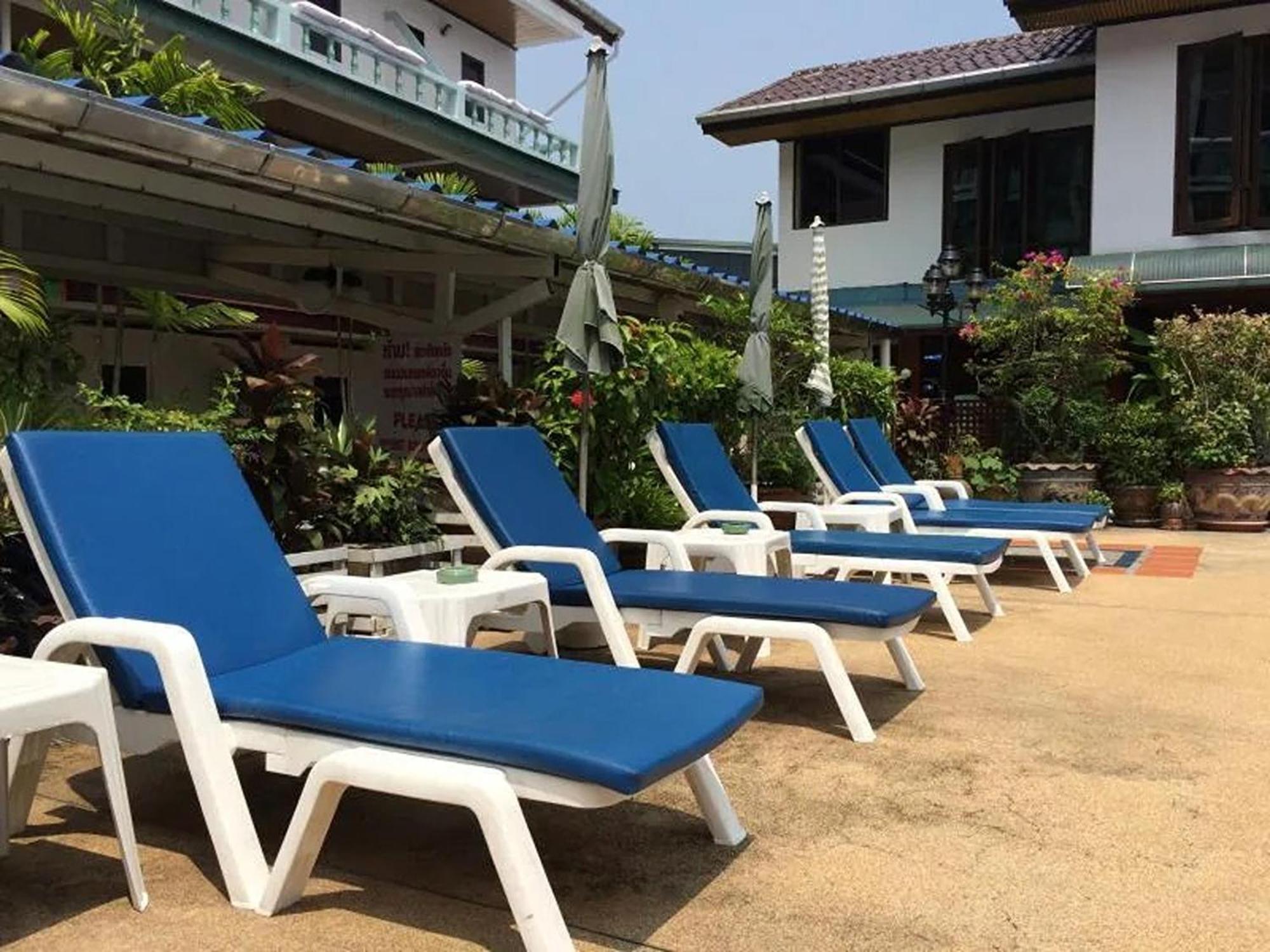 Rabbit Mansion Patong Hotel Екстер'єр фото